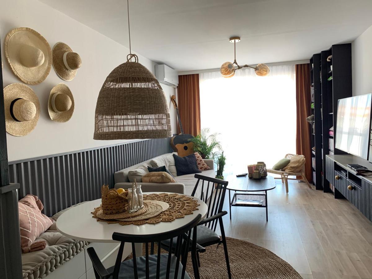 Central Point By Zoom Apartments Братислава Екстериор снимка