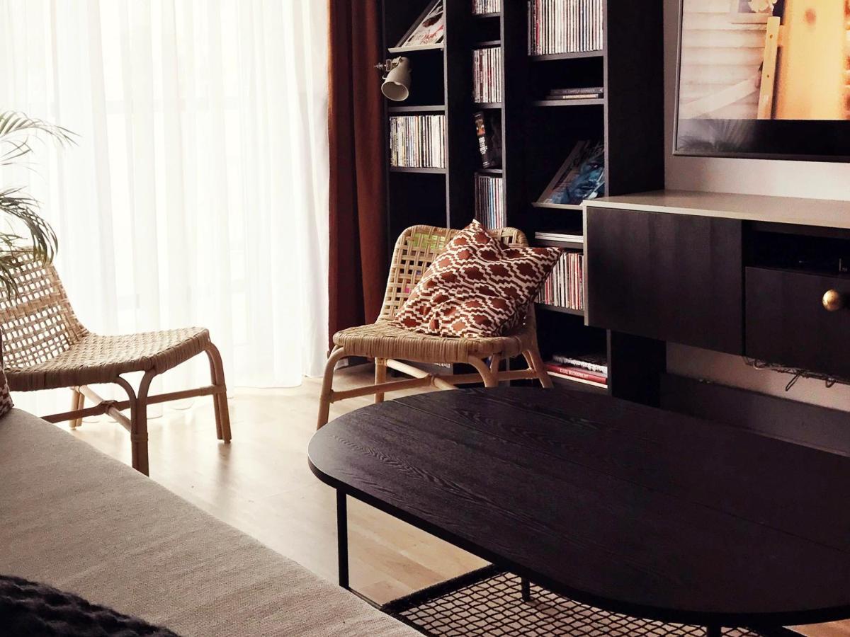 Central Point By Zoom Apartments Братислава Екстериор снимка