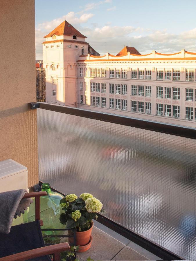 Central Point By Zoom Apartments Братислава Екстериор снимка
